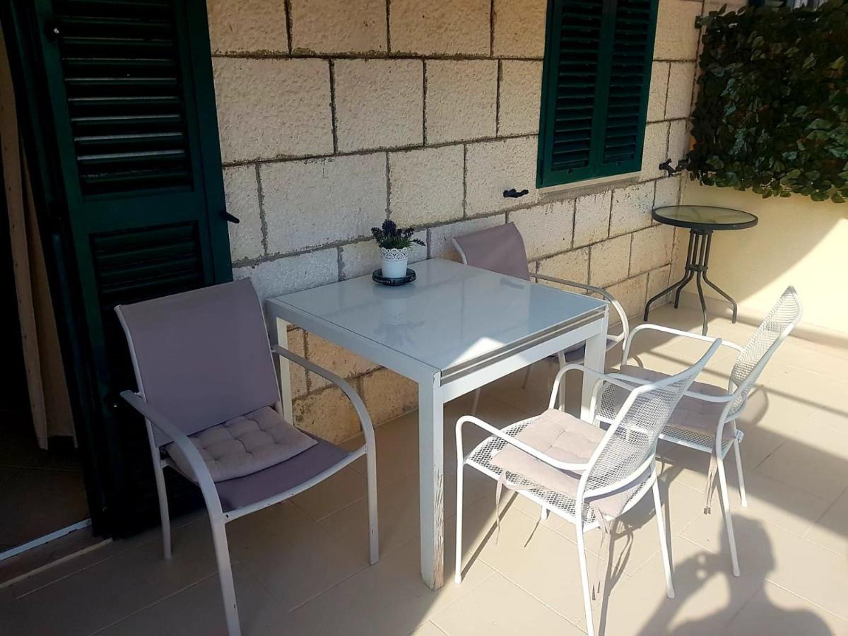 Apartment Dalma Подгора Екстер'єр фото