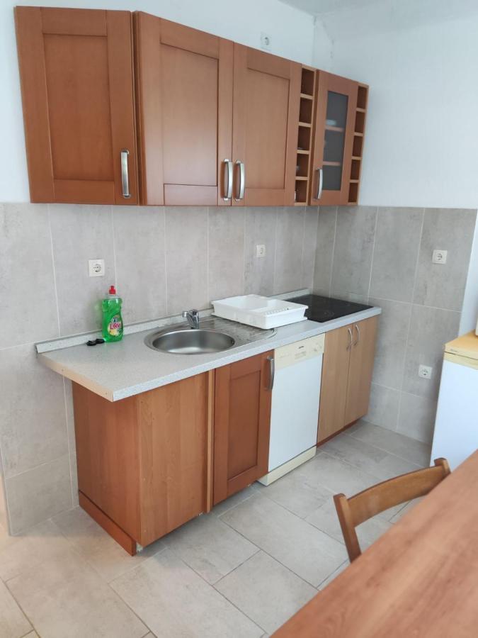 Apartment Dalma Подгора Екстер'єр фото